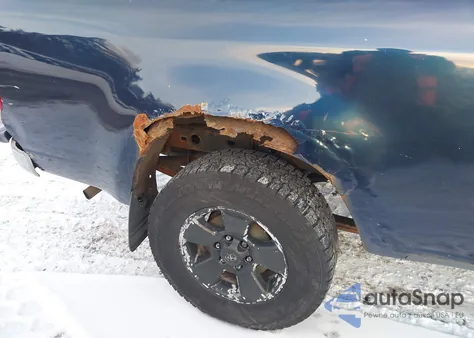 2004 Toyota Tundra Sr5 V8 из США, поврежденный, VIN 5TBDT44194S443925